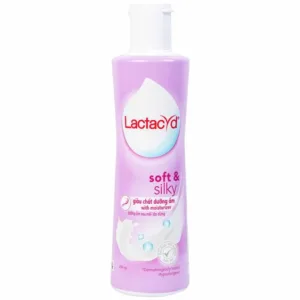 Lactacyd Soft & Silky Dung dịch vệ sinh phụ nữ dưỡng ẩm (250ml)